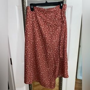 Midi wrap printed skirt